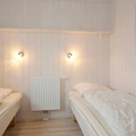 Σπίτι διακοπών Three-bedroom Holiday In 17