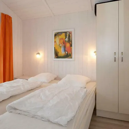 Three-bedroom Holiday In 17 Σπίτι διακοπών Grömitz
